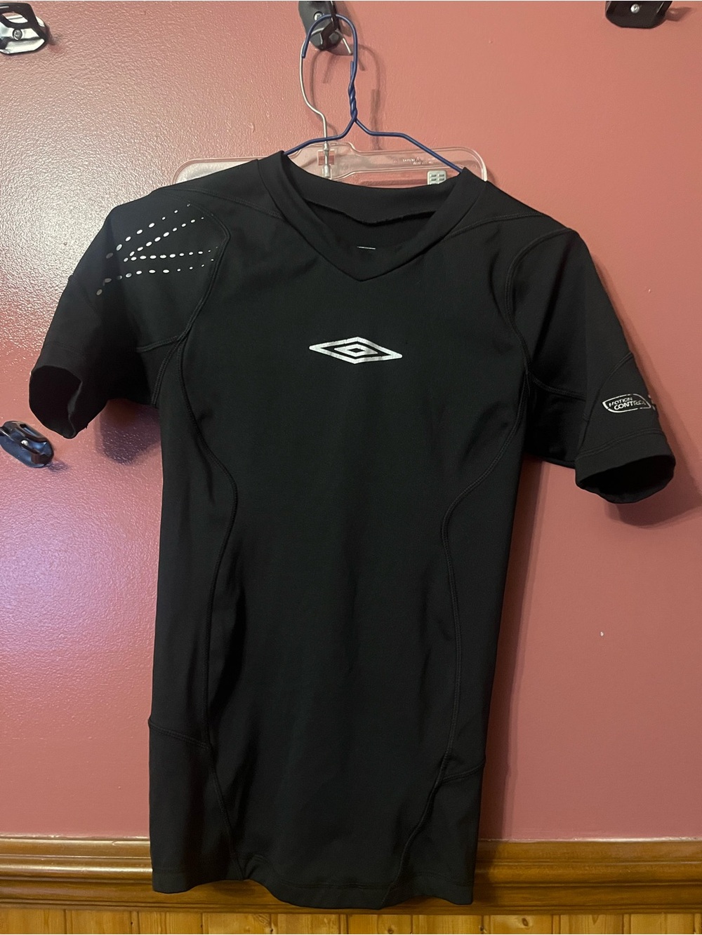 Umbro Black Short-Sleeve Performance Top